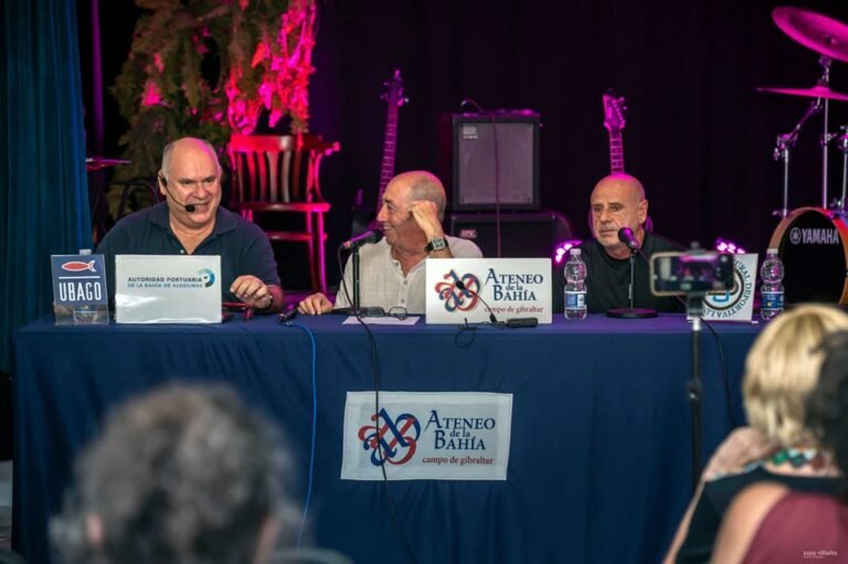 Mesa redonda musica rock 03