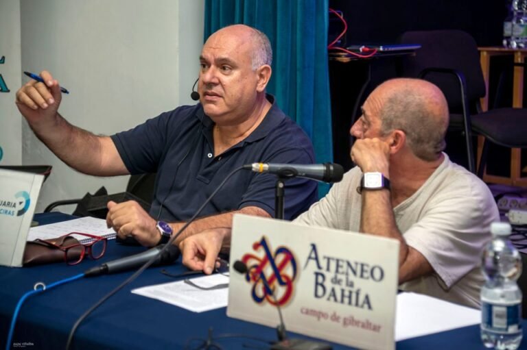 Mesa redonda musica rock 07